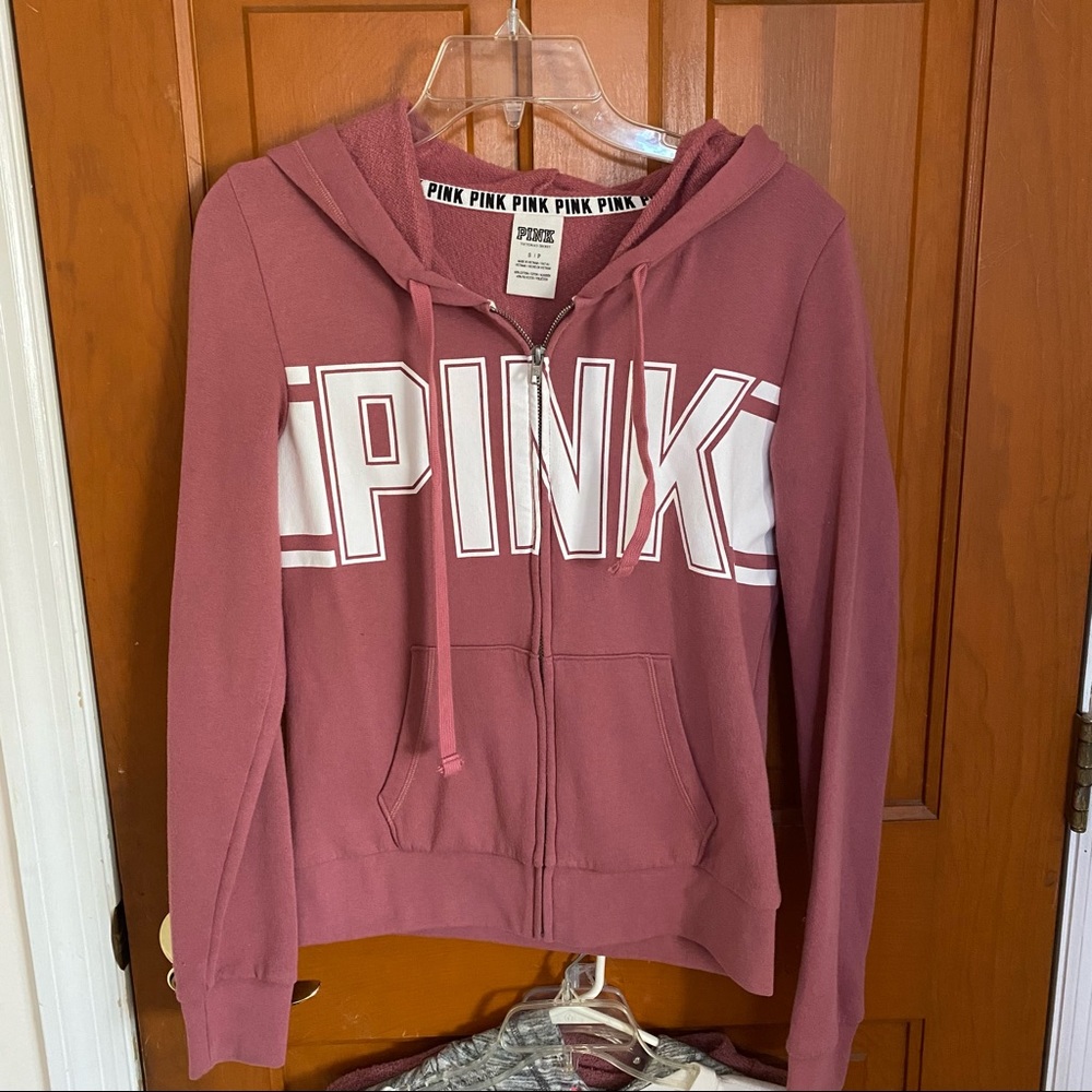 pink hoodie